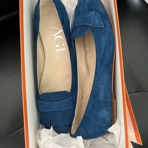 AGL Blue Flats